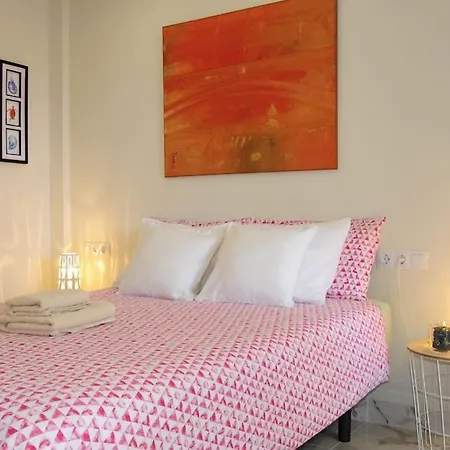 Apartment Modern & Cozy With Parking In Lovely Playa Jardin