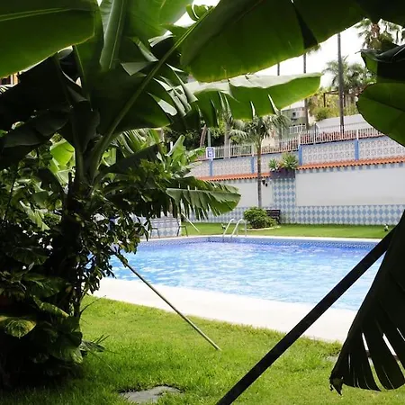 Modern & Cozy With Parking In Lovely Playa Jardin *