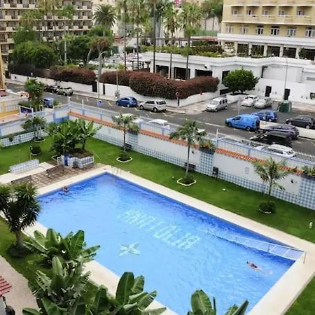Modern & Cozy With Parking In Lovely Playa Jardin 拉克鲁斯